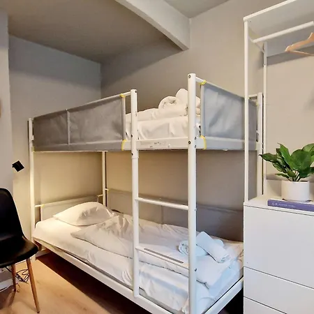 度假居 Historic Townhouse - 2 Baths 3 Floors 100 Percent Charm *