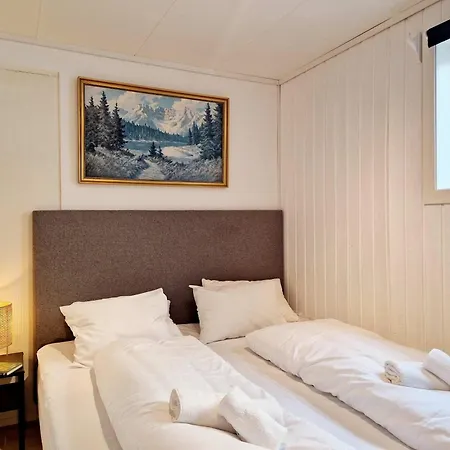 Historic Townhouse - 2 Baths 3 Floors 100 Percent Charm