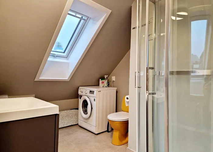 Historic Townhouse - 2 Baths 3 Floors 100 Percent Charm 펜션 베르겐